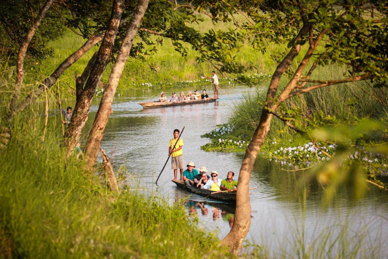 Hotel Tharu Garden, Sauraha Kültér fotó